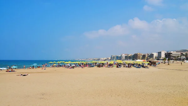 Plaży miasta Rethymno, w redakcji — Zdjęcie stockowe