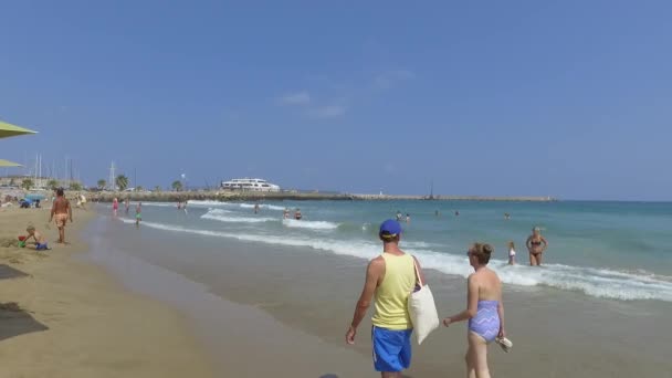 Strand van de stad Rethymno — Stockvideo