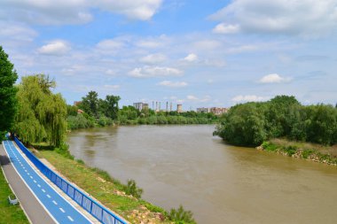 Arad city Mures river