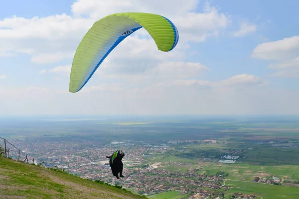 Paragliden extreme sport — Stockfoto