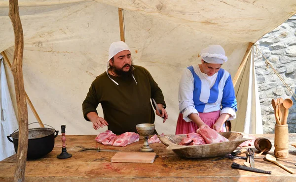 Ortaçağ yemek insanlar