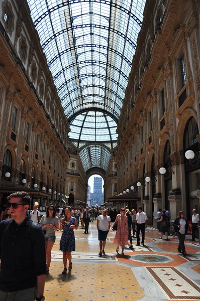 Milan Duomo Galerisi