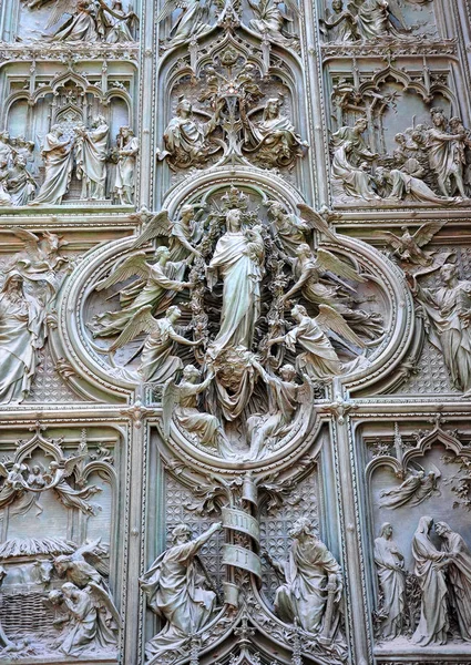 Milão Duomo detalhe — Fotografia de Stock