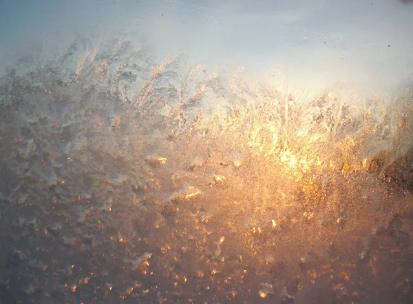 Janela de inverno congelada — Fotografia de Stock