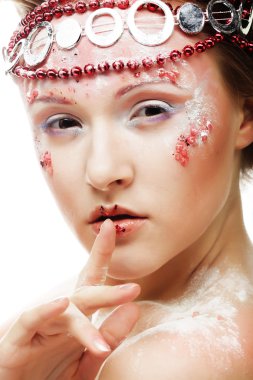 güzel sarışın kış kar kraliçesi