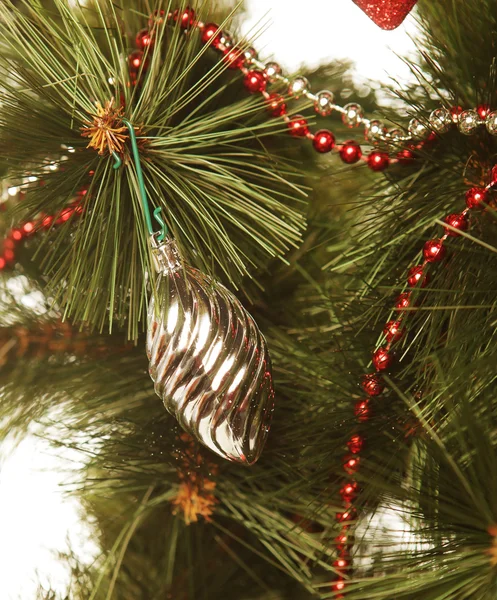 Christmas balls and garland — Stock Photo, Image