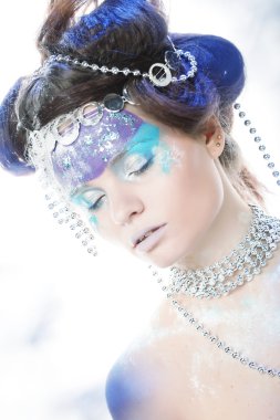 güzel kadının yüzü