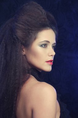 seksi esmer kadın duman