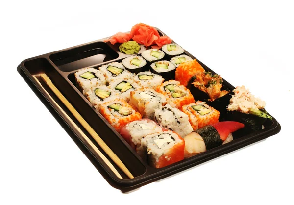 Sushi tradicional japonês — Fotografia de Stock