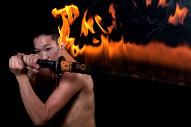 ateş gösterisi ile Asya adam