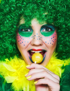 yaratıcı vecih ile kız