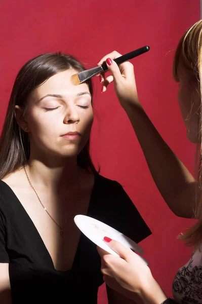 Maquiagem para mulher jovem — Fotografia de Stock