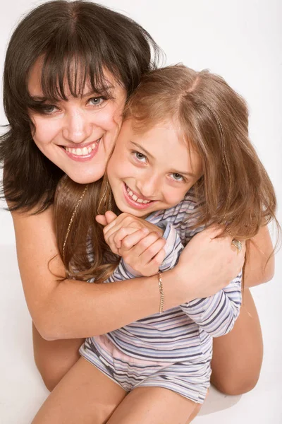 Lycklig familj - mor och dotter — Stockfoto