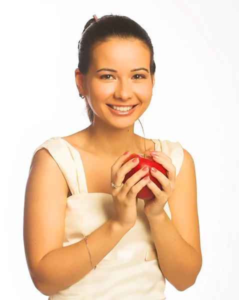 Jonge lachende vrouw met rode appel. — Stockfoto
