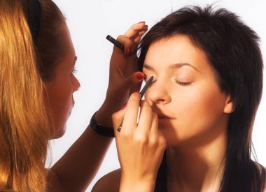 Makyaj sanatçısı.