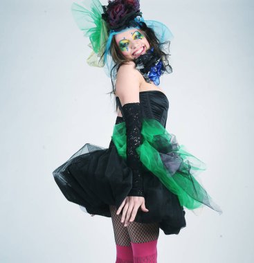 yaratıcı sima olan mutlu kadın.