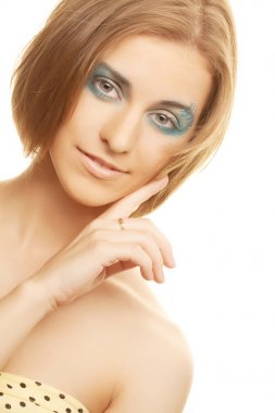 Yaratıcı makyaj. beyaz izole kadın