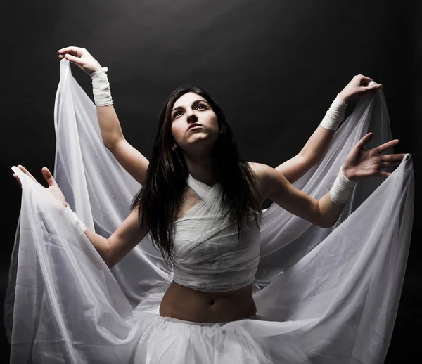 Hint motifi - iki kadın