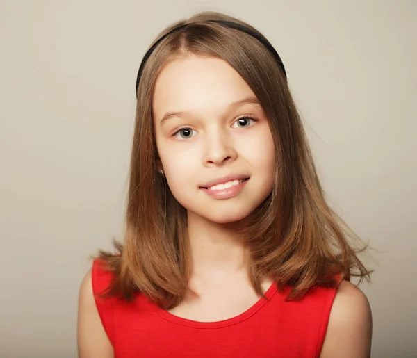 Immagine di una bambina divertente — Foto Stock