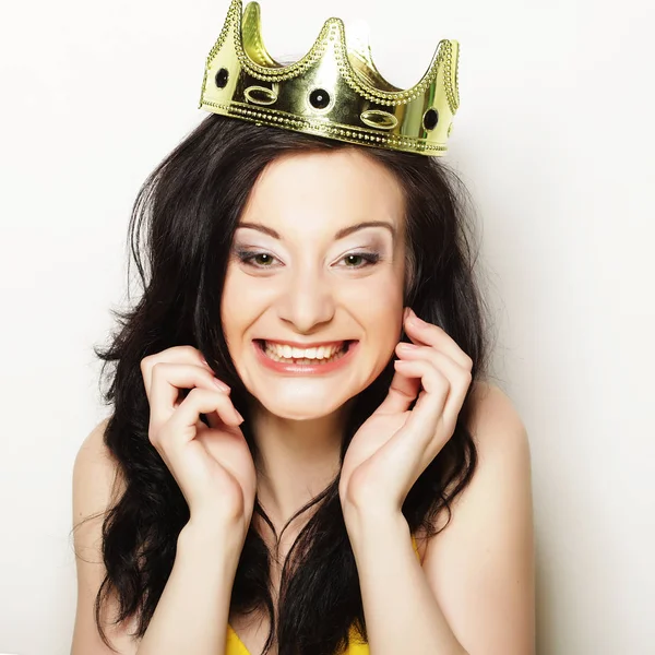 Pretty brunette woman wearing crown — Stock Photo, Image