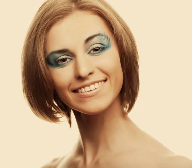 Yaratıcı makyaj. Younf kadın.