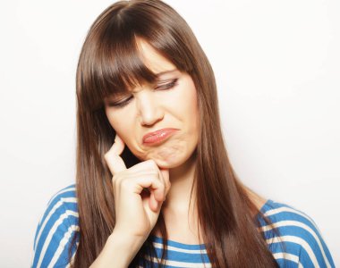 yaşam tarzı ve insanlar kavramı: depresif, hüzünlü kadın.