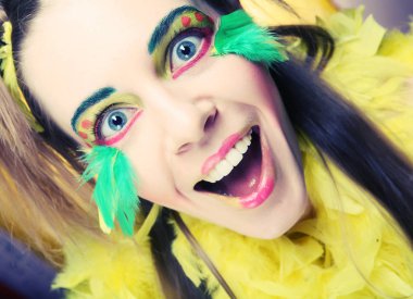 deli kız, yaratıcı sima