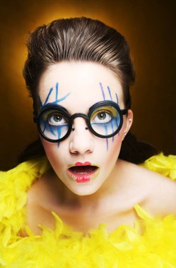 deli kız, yaratıcı sima