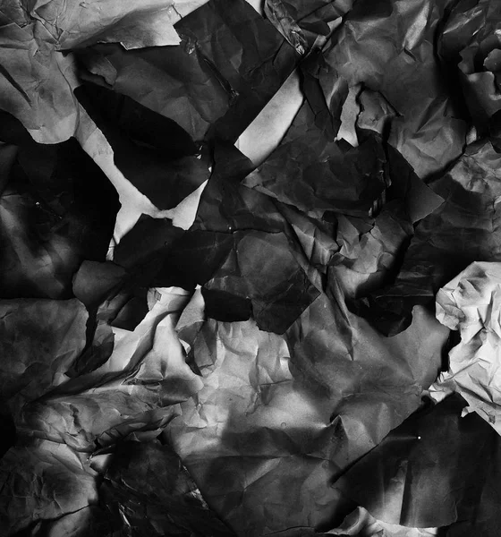 Fond de fragments de papier froissé, noir et blanc — Photo