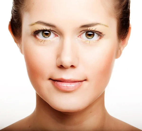 Frau mit gesunder Gesichtshaut aus nächster Nähe — Stockfoto