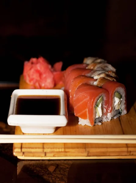 Sushi. Rollen. Close-up — Stockfoto