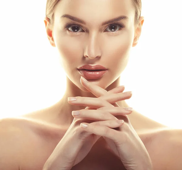Retrato de mujer adulta, concepto de cuidado de la piel, hermosa piel y mano — Foto de Stock