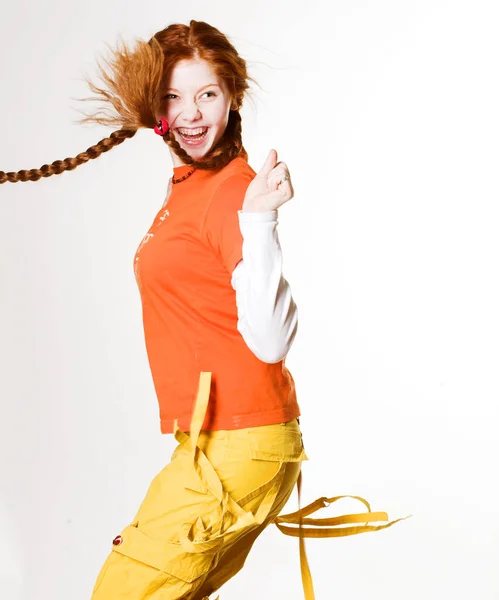 아름 다운 빨간 머리 소녀 — 스톡 사진