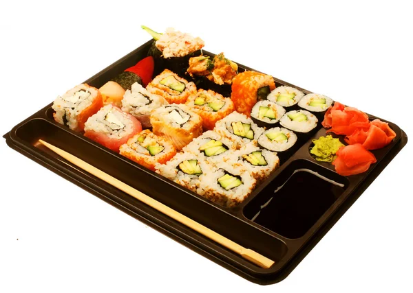 Japán tradicionális sushi felett fehér háttér — Stock Fotó
