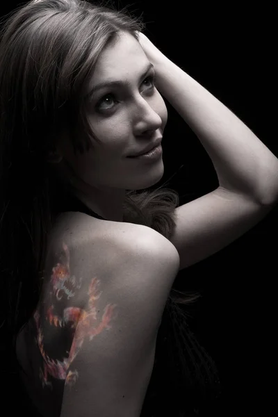Body-art, jeune femme rousse — Photo