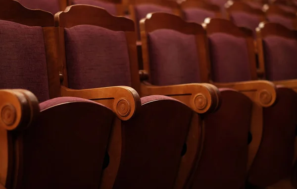 Cadeiras no teatro, cinema — Fotografia de Stock