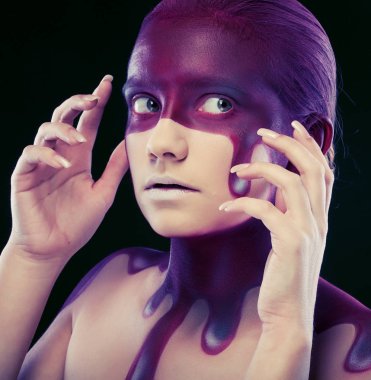 yaratıcı yüz-sanat, genç kadın