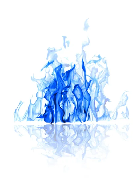 Světle a tmavě modrý plamen s odrazem na bílém — Stock fotografie