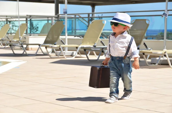 Havuzda küçük Gezgin