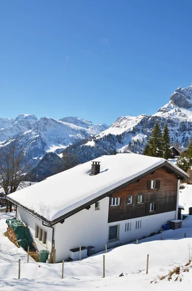 Byggnader på resort village — Stockfoto