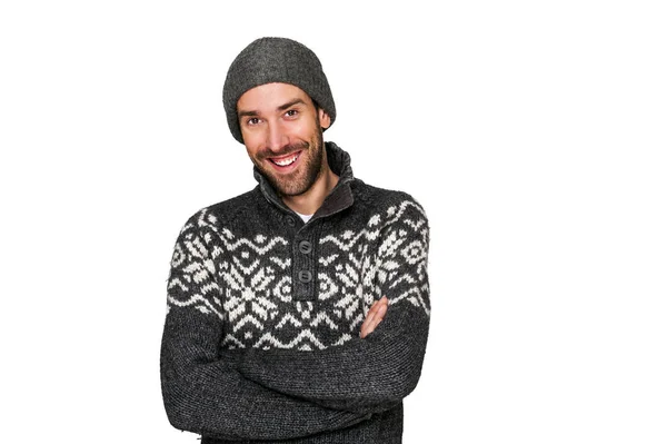 Uomo casual in cappello invernale e vestiti caldi. isolato su bac bianco — Foto Stock