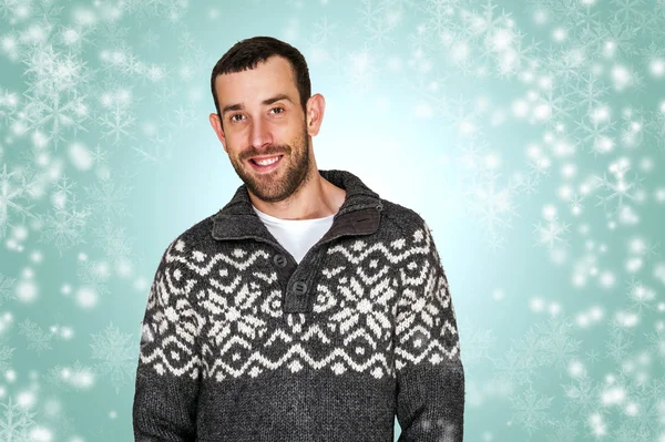Hombre guapo usando suéter en traje de navidad . —  Fotos de Stock