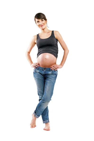 Mulher grávida bonita e feliz, isolado no fundo branco — Fotografia de Stock