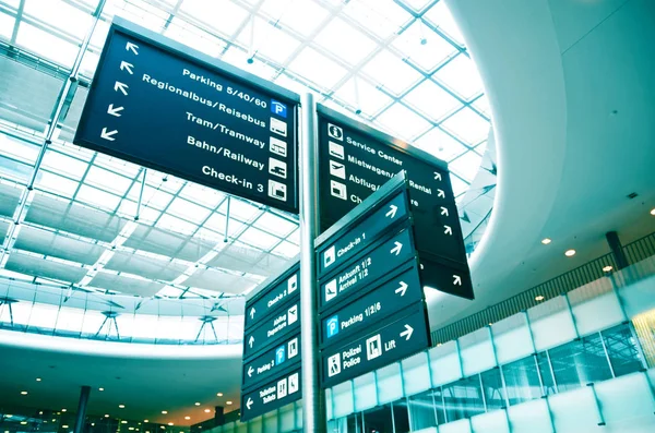 Airport Information Board Details — Stock Photo, Image