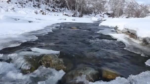 Río Montaña Sin Nombre Paisaje Invierno — Vídeos de Stock