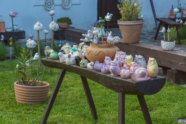 Tihany köyde Macar el yapımı seramik.