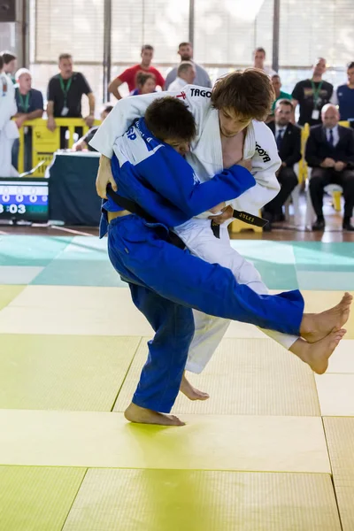 Competitori nei campionati catalani di judo senior a Barcellona , — Foto Stock