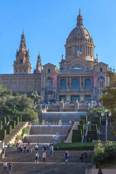 Placa de Ispania (Museo Nacional) en Barcelona, España —  Fotos de Stock