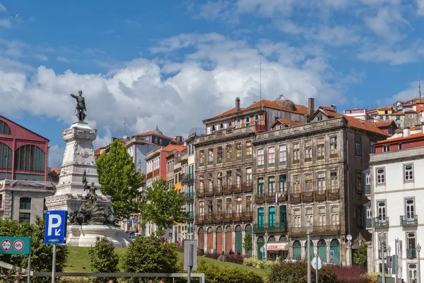 Näkymä Porton vanhaan kaupunkiin, Portugali, 23. toukokuuta 2014, kaupunki Porto — kuvapankkivalokuva