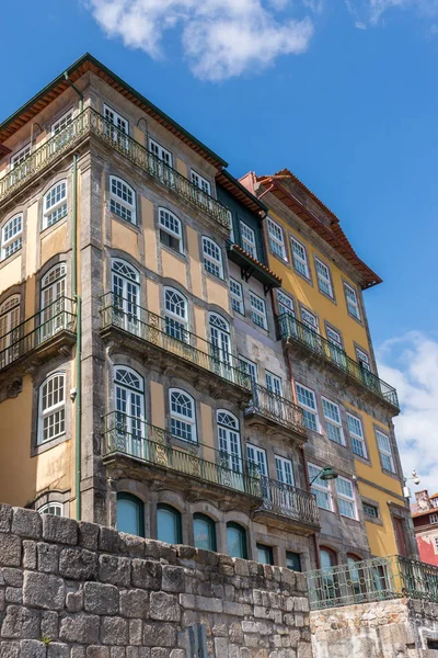 Bekijken van de oude stad van Porto, Portugal, 23. kan 2014 — Stockfoto